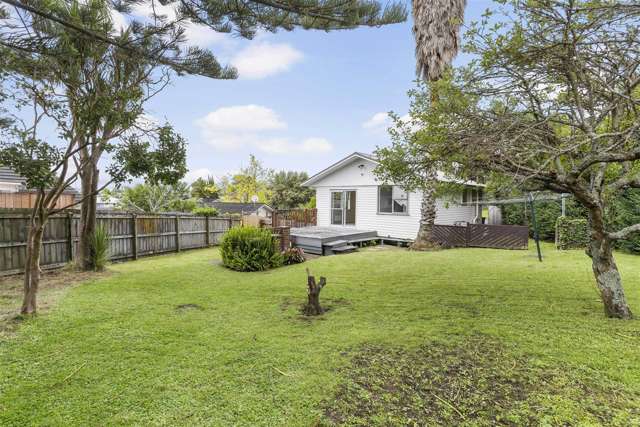 10 Larne Avenue Pakuranga Heights_1