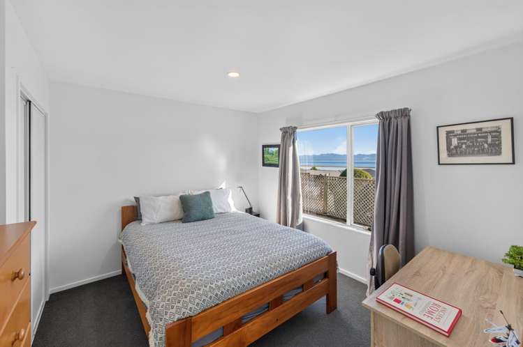64 Tresillian Avenue Marybank_13