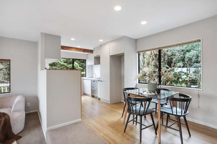 90C Rosier Road Glen Eden_10