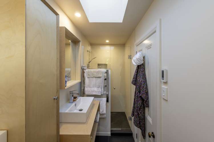 69 Austin Street Mount Victoria_14