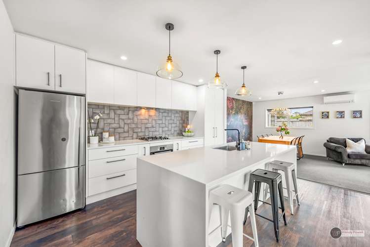 4a Sunstone Crescent Brown Owl_5