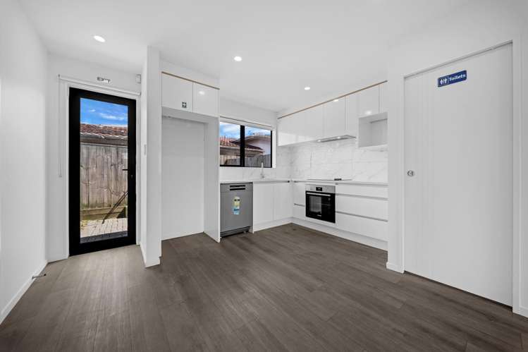 3/30 Arnwood Street Manurewa_7