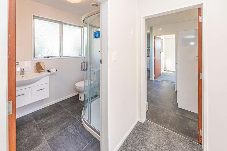 5A Rawhiti Place St Johns Hill_9