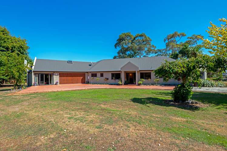 61 Pharazyn Street Feilding_1