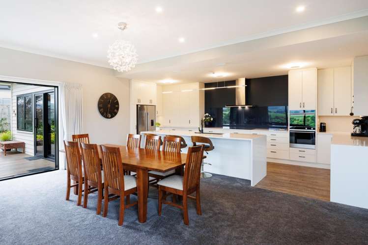 10 Coutts Way Fitzherbert_13