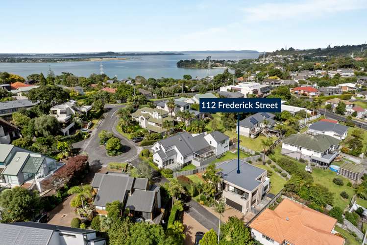 112 Frederick Street Hillsborough_6