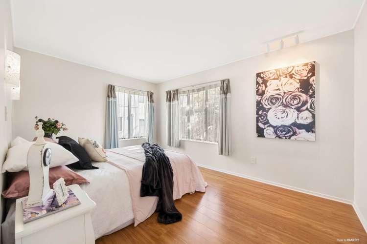 40 Nui Mana Place Te Atatu South_12