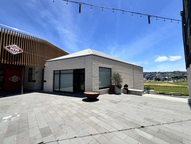 R2 Long Bay Village, Glenvar Ridge Long Bay_2