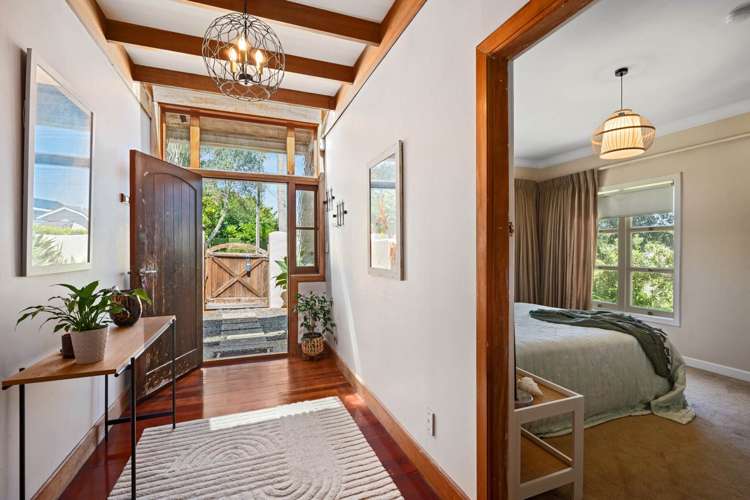 107 Vauxhall Road Narrow Neck_5