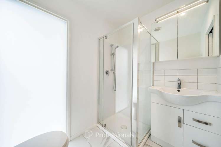 1162 Fergusson Drive Clouston Park_12