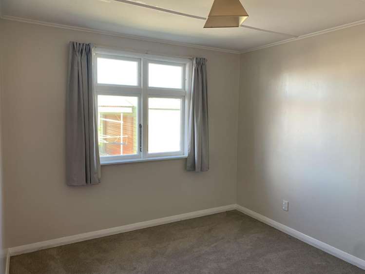 25 Flower Street Bulls_11