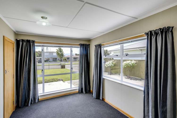 270 Kennedy Road Onekawa_13