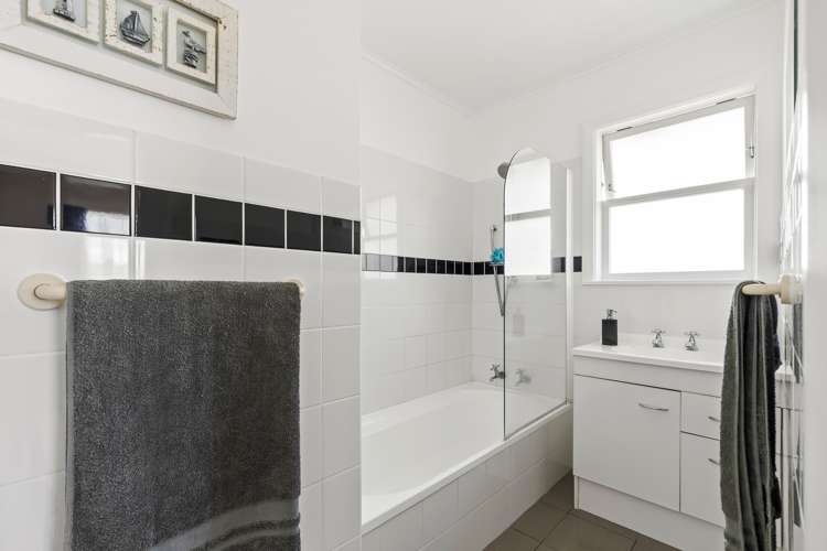 23 Bowater Place Manurewa_11