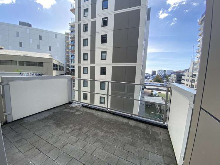 124/149 Nelson Street Auckland Central_7