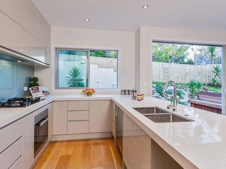 14a Colonel Barton Glade Saint Johns_3