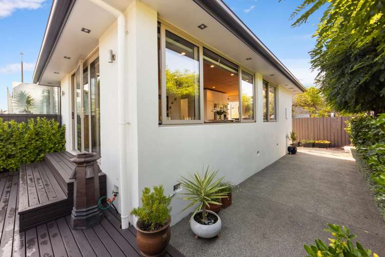 108 Hawthorne Street Strowan_13