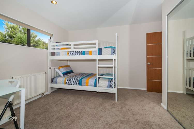 13 Fernbank Lane Greenhithe_15