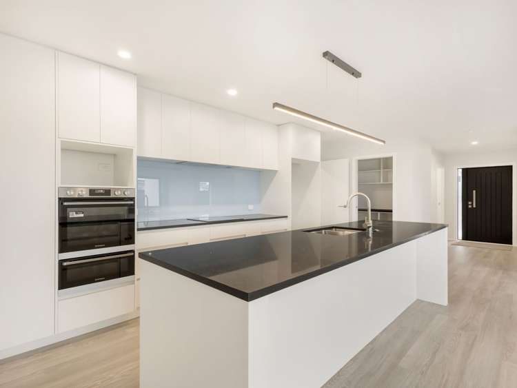 61 Pelorus Ave Poraiti_3