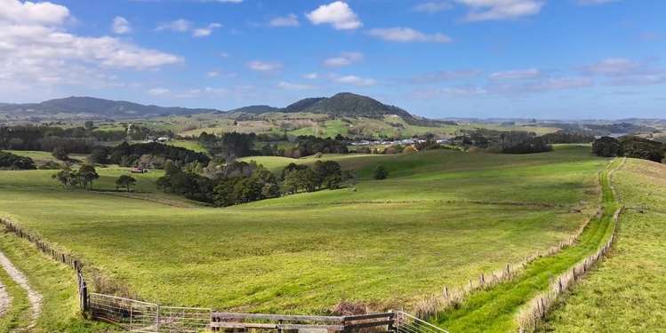 122 Hurndall Street East Maungaturoto_14