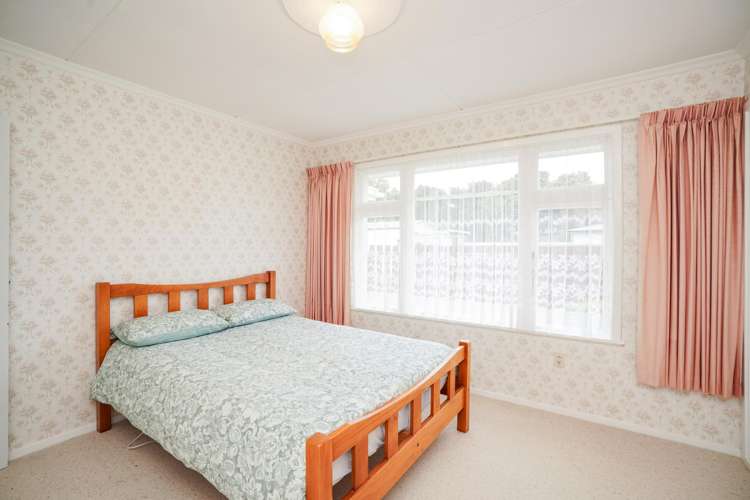 64 Ariki Avenue Otatara_10