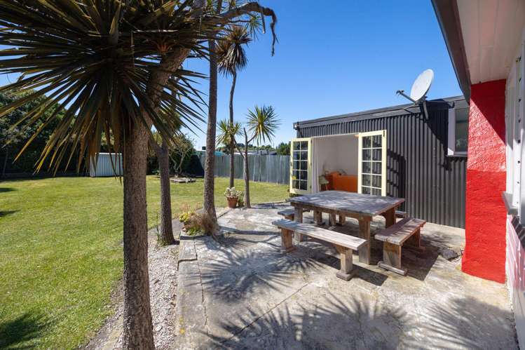 9 Muri Street Aramoana_5