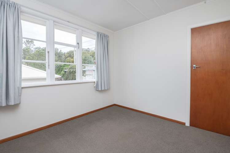 199 Helston Road Paparangi_14