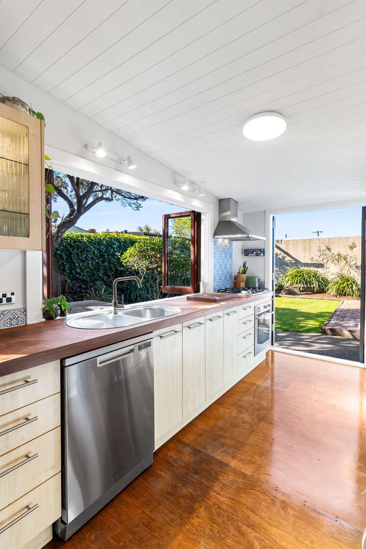 31 Dryden Street Sumner_24