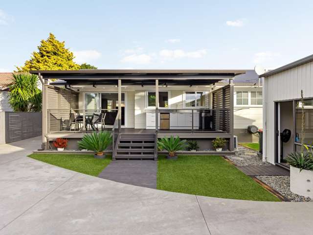 18 Amanda Avenue Dinsdale_1