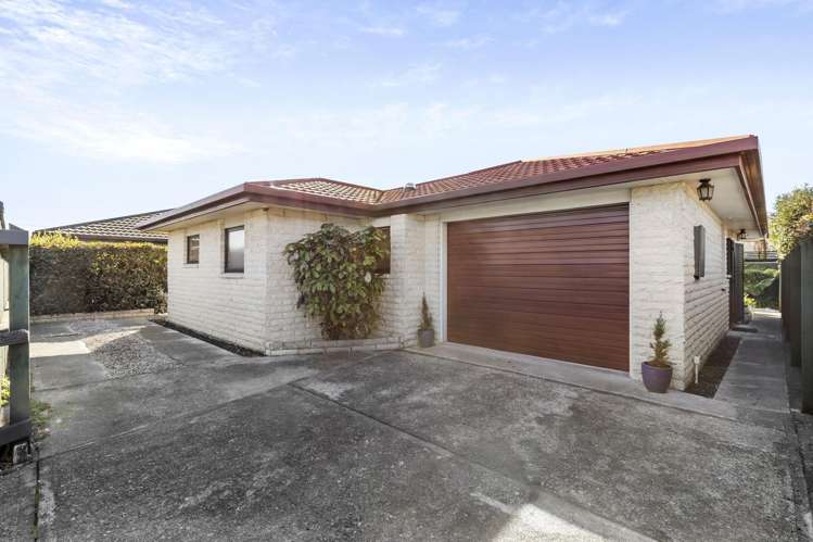 26 Coleridge Place Stoke_13