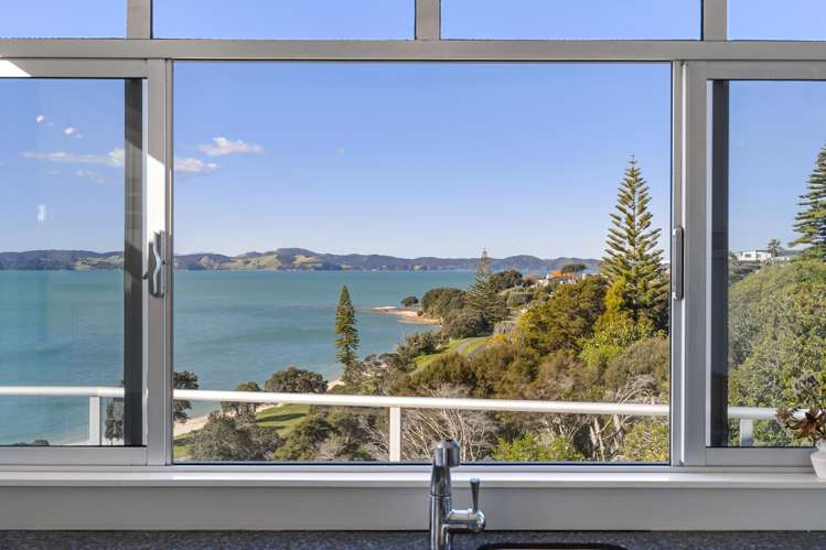 38 Campbell Road Maraetai_12