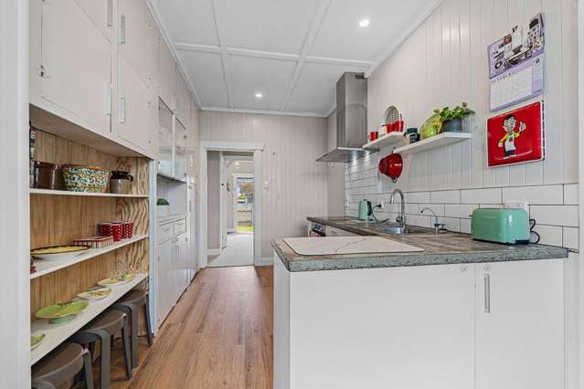 14 Sanders Ave Westown_4