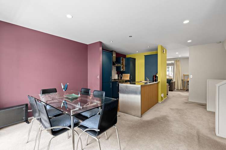 34/305 Evans Bay Parade Hataitai_4