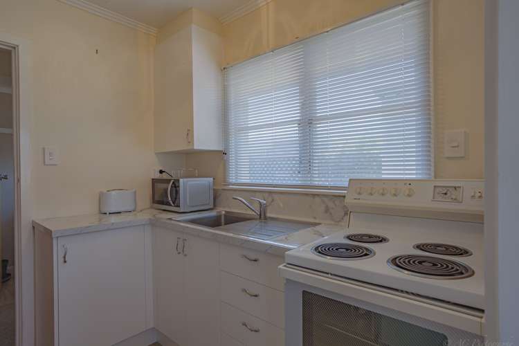 2/75 Ranui Avenue Waimataitai_4