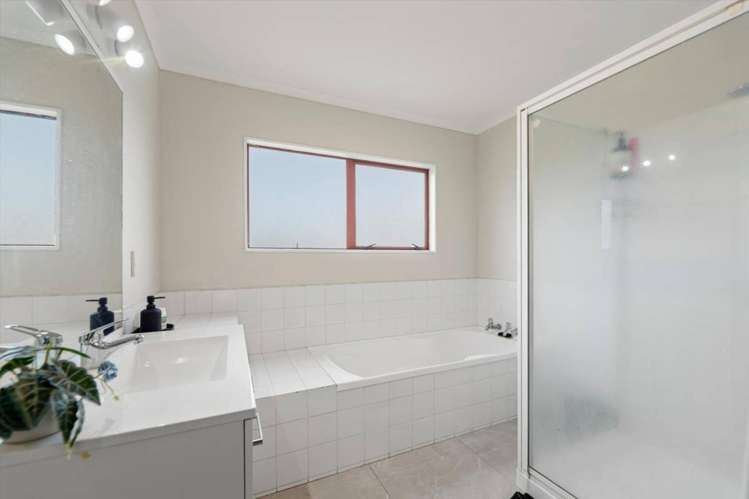 8 Monterey Key Papamoa Beach_11