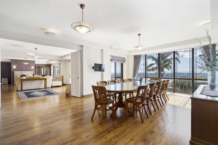 156 Redoubt Road Flat Bush_12