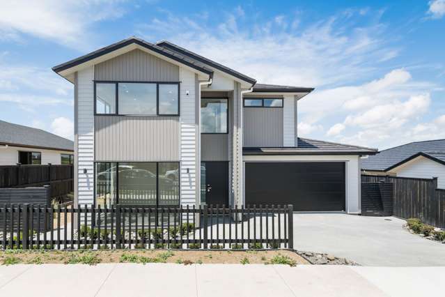 Stunningly Modern 6-Bedroom Home!