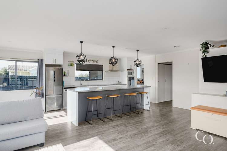 1 Harrisfield Drive Hairini_6