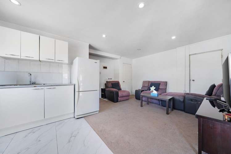 36 Eugenia Rise Totara Heights_10