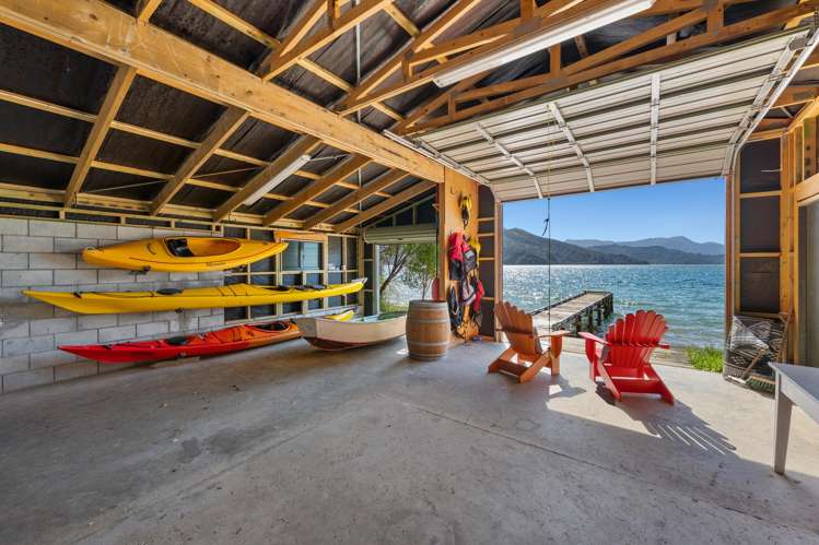 2717 Queen Charlotte Drive Queen Charlotte Sound_13