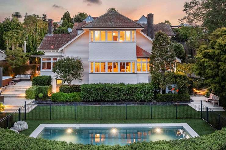 This swish home on Burwood Crescent, in Remuera, Auckland, sold earlier this month. Photo / Supplied