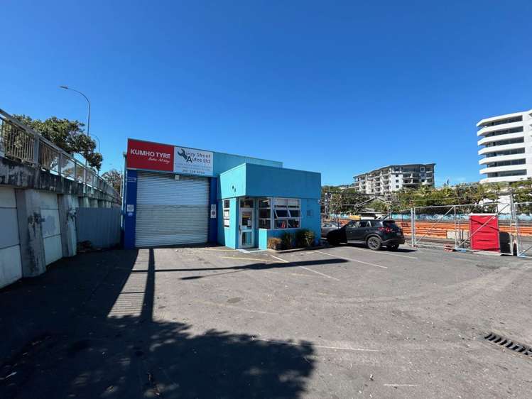 Unit 3/6 Quay Street_0