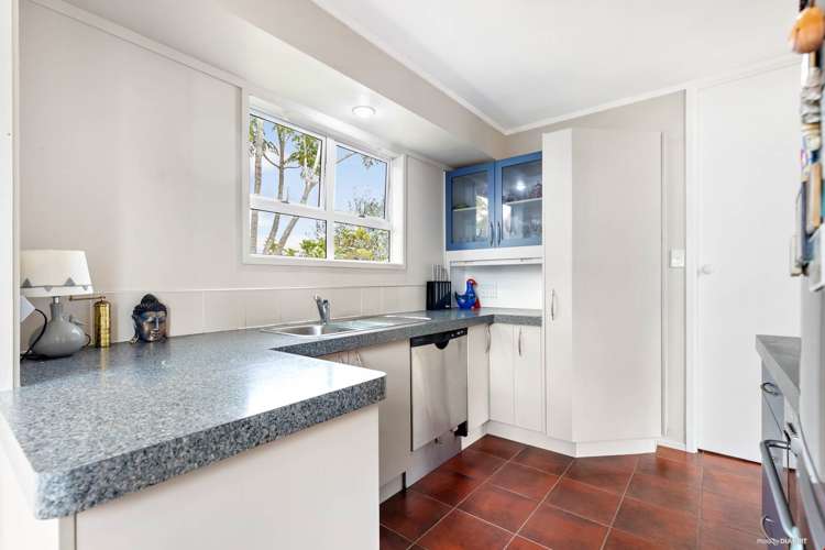 34 Killarney Avenue Torbay_7