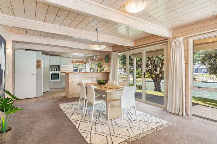 105b Motu Capri Pauanui_5