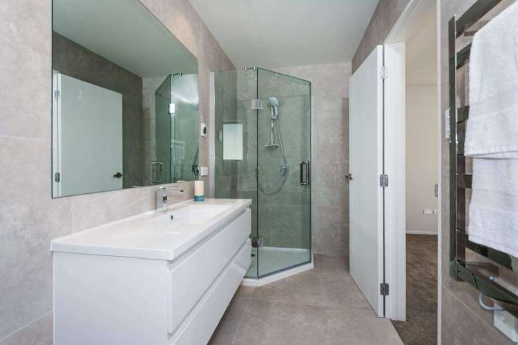 8 Camp X Place Whenuapai_4