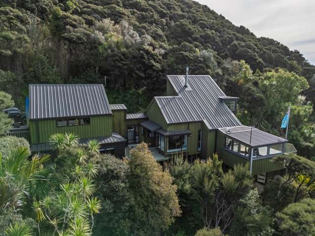 Beachside Bliss Meets Treehouse Tranquility