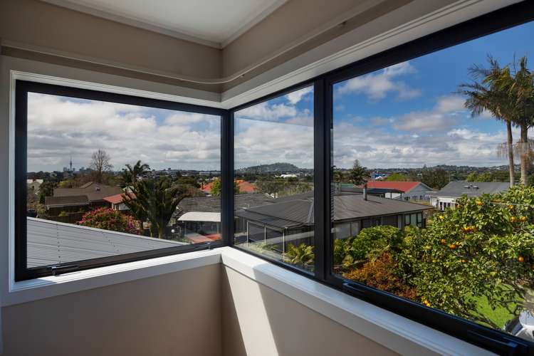 10 Francis Ryan Close Mount Albert_17