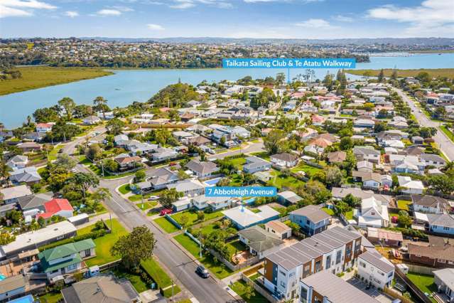 7 Abbotleigh Avenue Te Atatu Peninsula_2