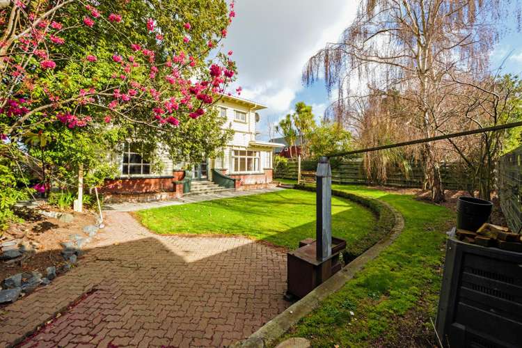 7 Pines Court Feilding_23