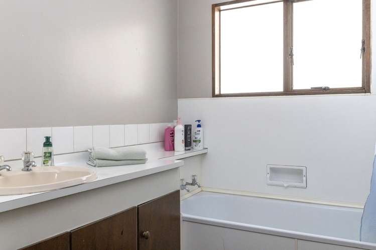 Units 1-4, 121 Te Heuheu Street Central_13