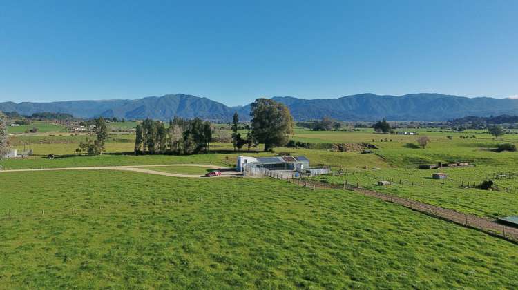 326 Abel Tasman Drive Kahurangi National Park_12